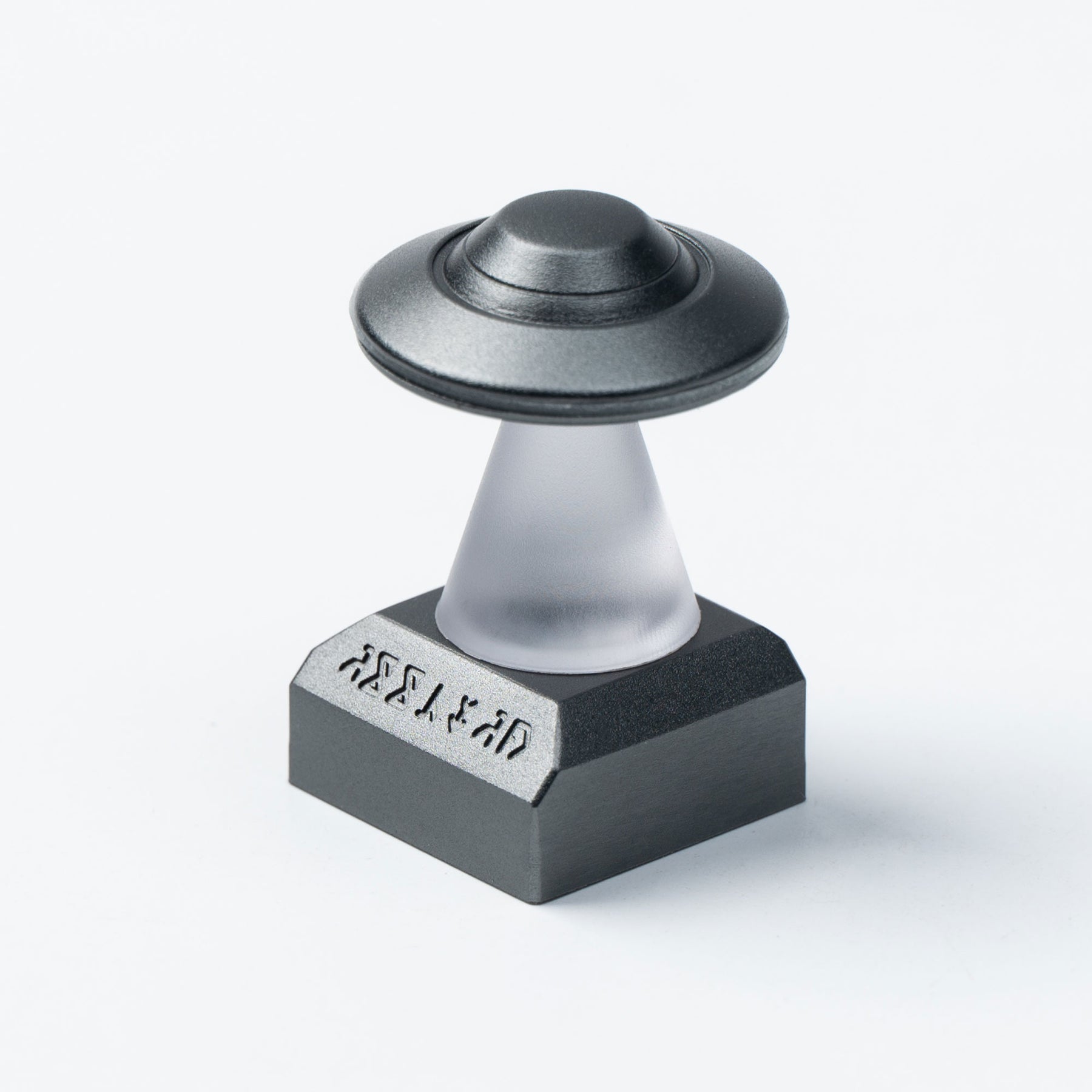 Keycap artesanal de liga de alumínio UFO
